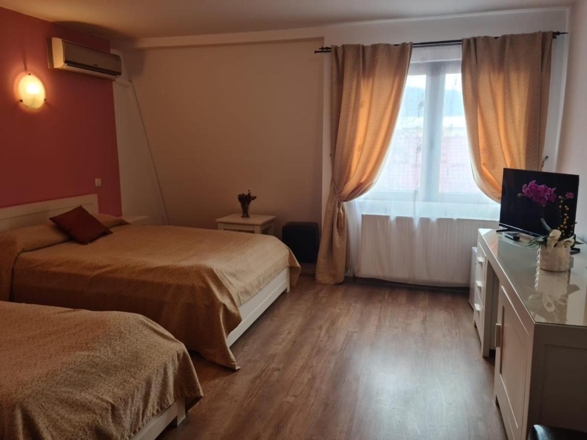 Ramona Hotel Gura Humorului Bagian luar foto